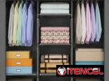 Closet Portátil Organizador. Ideal para tener todo en orden y si te mudas pues nada más fácil que recogerlo. 40 usd.