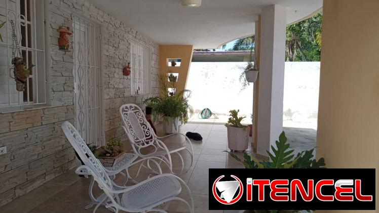 Propiedad en guanabo a 300 metros de la playa ( pago en euros o equivalente a usd)