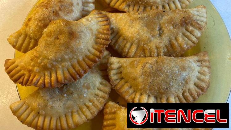 empanadas de guayaba y de queso