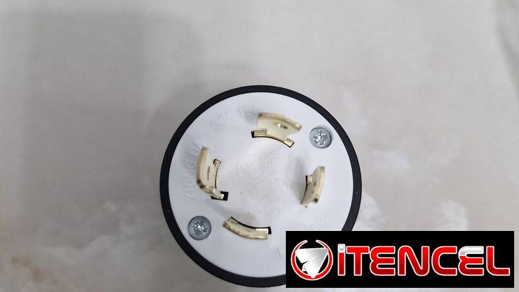 Conectores para plantas/ generadores de 4 espigas 220V
