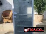 Neveras Exhibidoras verticales simples y dobles