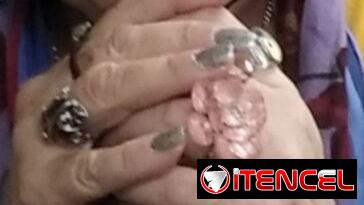 Manicuris y Pedicuris y arreglo cejas al natural a domicilios