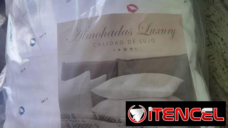 Parejas de almohadas originales selladas al vacio marca Luxury