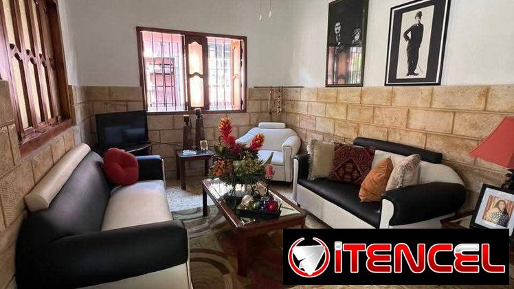 casa de 2 plantas en Casino Deportivo