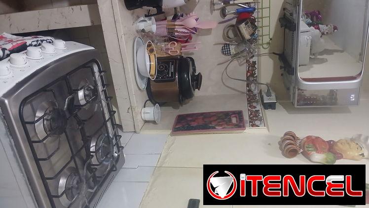 se vende apartamento en 20 de mayo con todo dentro