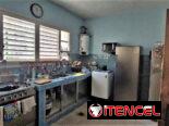 Casa de 4/4 c/terreno, amueblada, en la Víbora (VB-42)