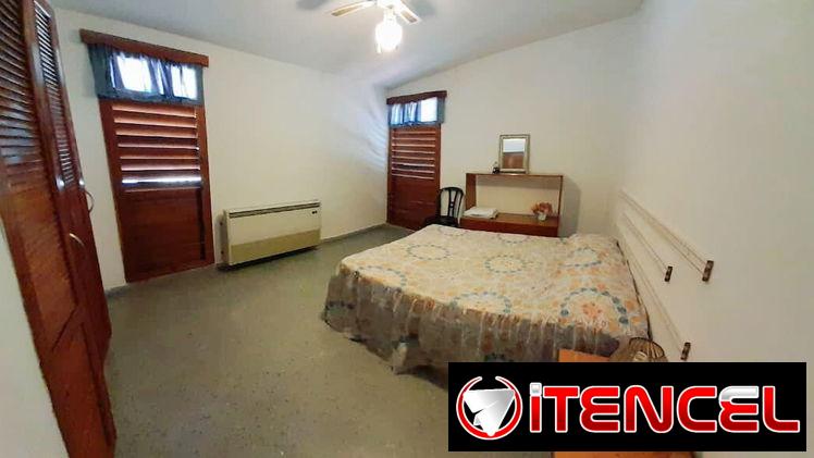 🏠 Renta Lineal De Casa En Playa. 🛏️4 habitaciones climatizadas disponibles. Ubicada cerca del Club Habana. 📱55284821