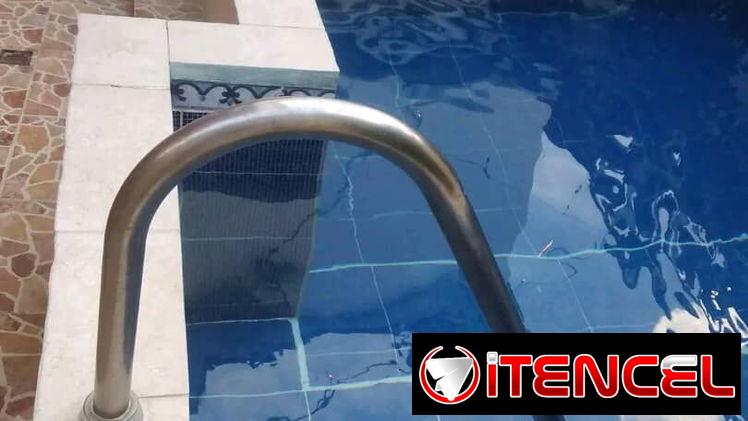 Pasadía con piscina en Fontanar. Oferta de habitación por noche para parejas. Casa de renta con piscina en Boyeros