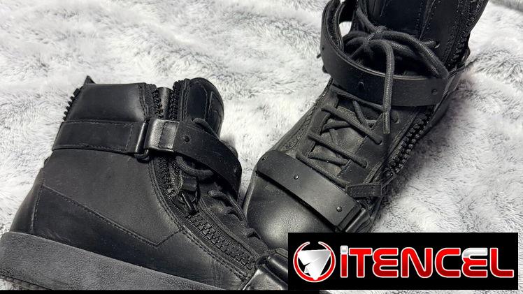 Botas y tenis de hombre