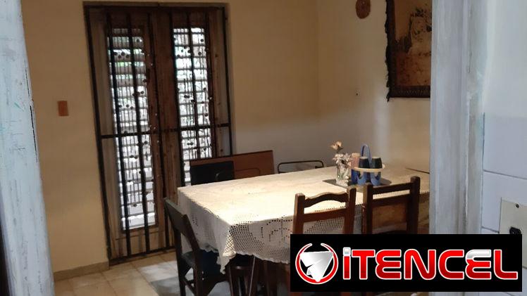 Casa en bajos en Atabey