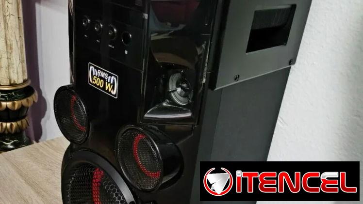 Equipo de música LG Xboon tipo torre con Bluetooth,graba de memoria a memoria y  desde cd a memoria,karaoke y más