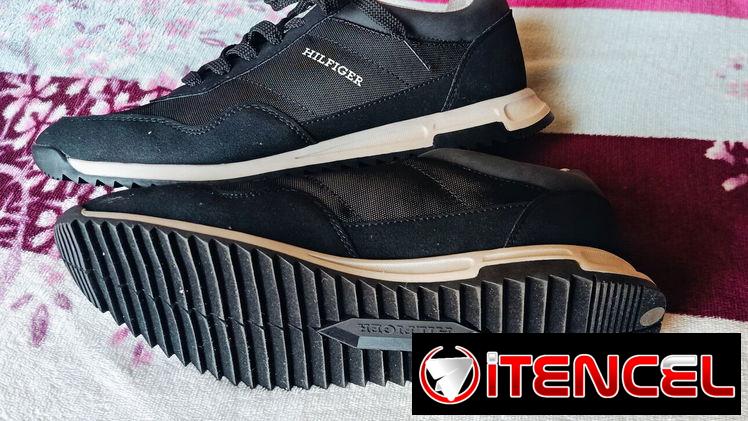 Tenis marca Tommy Hilfiger