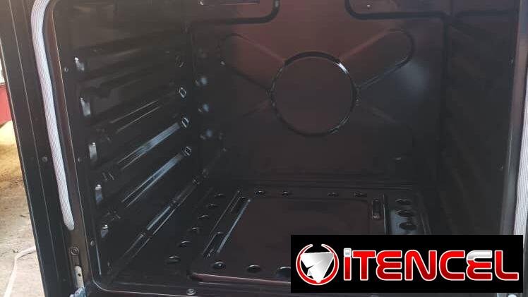 Vendo Cocina gas horno, Royal, 4 hornillas, 24″, magneto, luz en el horno, tapa de cristal -mensajería gratis y garantía