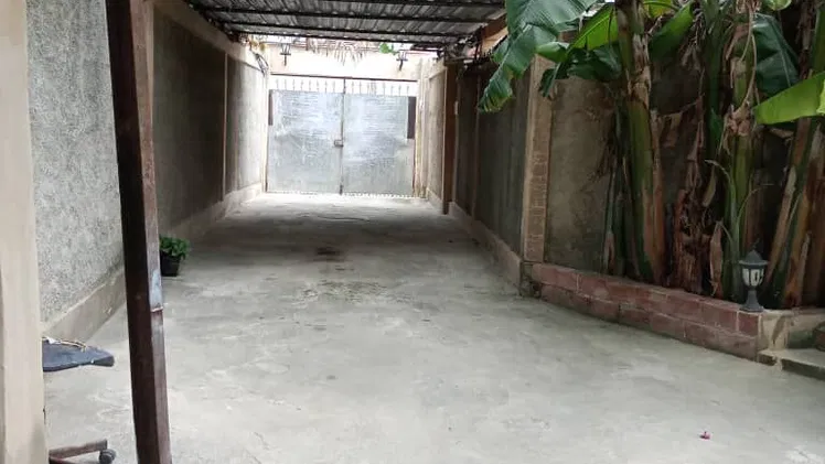 Tres casa en un solo terreno, 60.000$ telf 005358411177