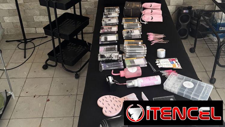 Se vende negocio de pestañas con todo listo para empezar