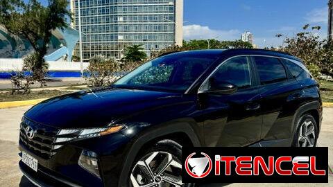 Hyundai Tucson 2024 modelo intermedio 30 mil km