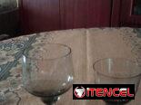 Elegantes copas vintage en color humo