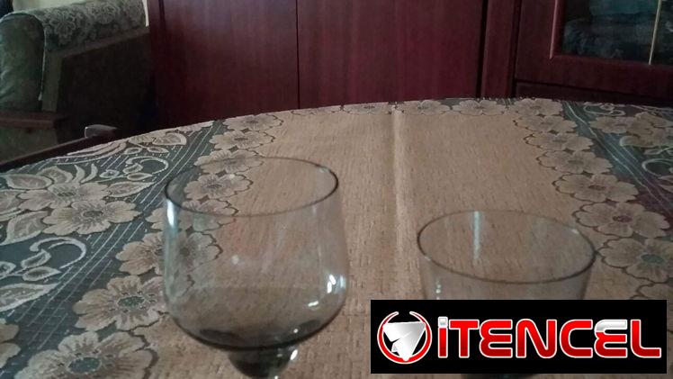 Elegantes copas vintage en color humo