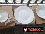 Set de Vajilla de Porcelana 16 piezas (blanco, con líneas y floreados)