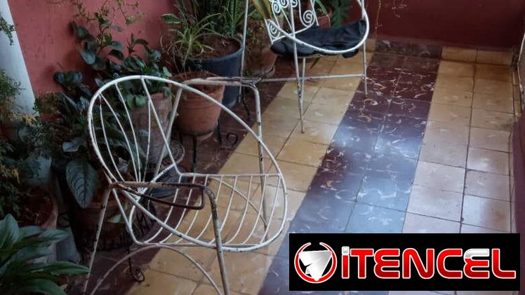 Se vende biplanta en alto de 3 cuartos 28000 usd