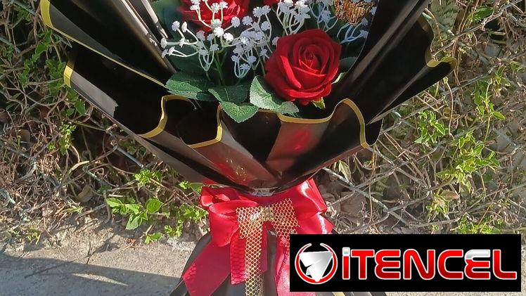 Ramos de rosas hiperrealista