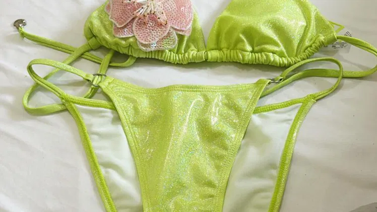 Bikinis y trusas de mujer