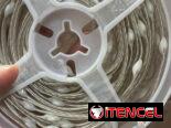 Guirnalda de luces led  10 metros (Son engomadas resistentes al agua) Traen su mando y se  sincronizan al móvil mediante