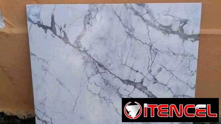 Azulejos con brillo de 33×33 originales
