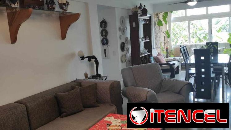 Apartamento en Camílo Cienfuegos Habana del Este.