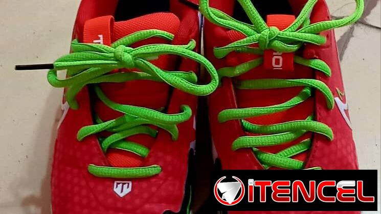 Tacos de fútbol ‘Nike’ (para niño)