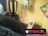 Vendo cocina de cuatro hornillas con horno