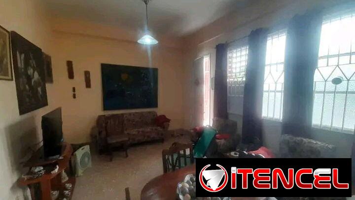 Apartamento con garaje en la Vibora