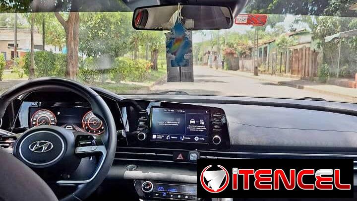 HYUNDAI ELANTRA 2021 — FULL LIMITED (TOP DE GAMA)