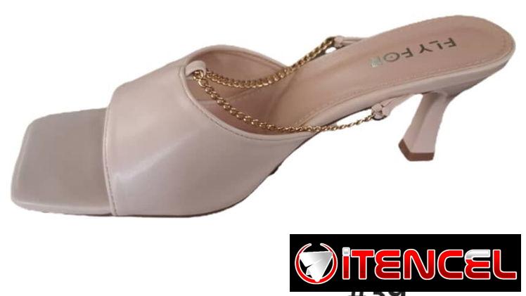 Tacones, sandalias y más