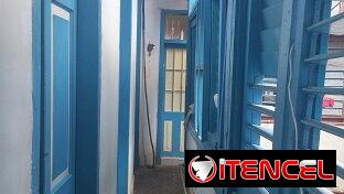 Vendo apartamento horizontal en la zona Catedral a una cuadra del Museo de la Revolución, a dos de la Iglesia del Angel