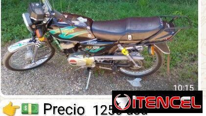 Ax 100 con unidad de Suzuki