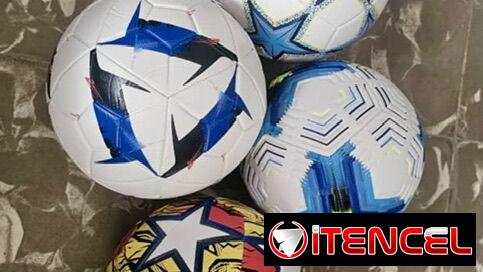Pelotas de Fútbol originales engomadas y antiresbalantes !!! New a estrenar !!!