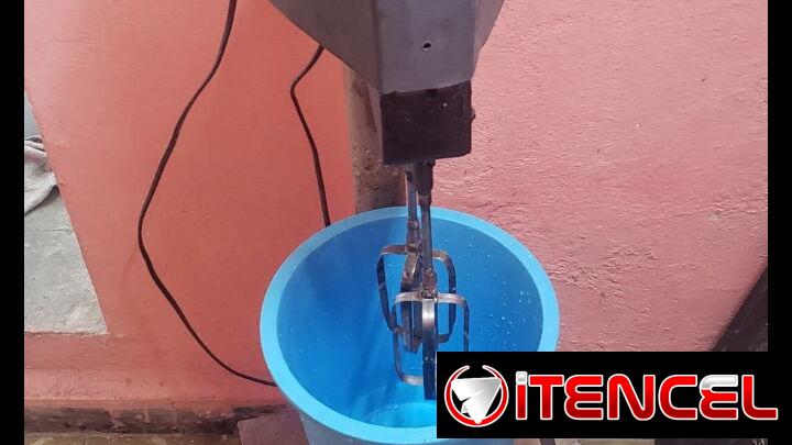 Se vende mezcladora criolla de 110v