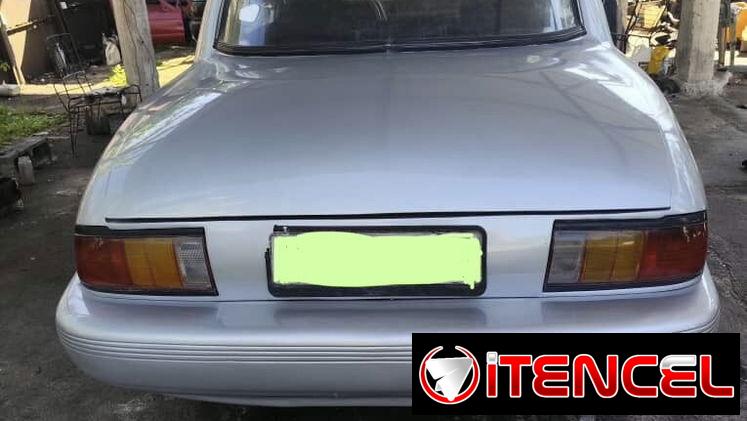 Se vende Renault modificado con mecánica completa de Nissan Sentra B13 – 8 válvulas.