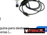 Plomero con máquina eléctrica profesional