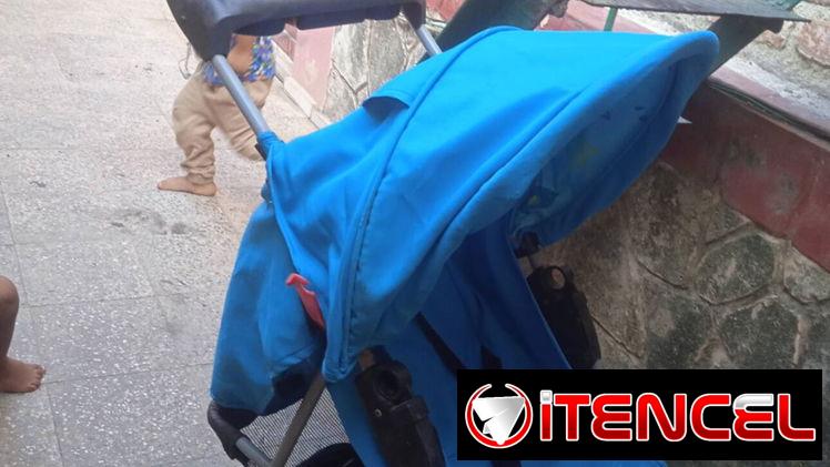 Vendo coche de tres ruedas