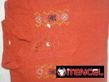 Camisa de hombre bordada de cuello chino. Talla M. Artesanía de Ecuador