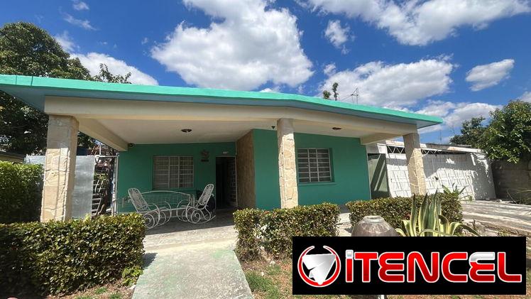 REBAJADO 70 – 55 MIL USD / ESPACIOSA CASA EN FONTANAR