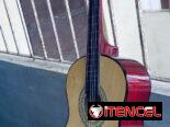 { Guitarra }
