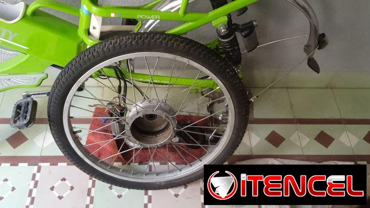 PARA LOS MECANICOS Y LOS QUE QUIEREN ARMARSE DE UNA BICI ELECTRICA VENDO UNA DE USO QUE TIENE EL MOTOR QUEMADO