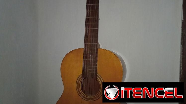 Guitarra acustica nueva