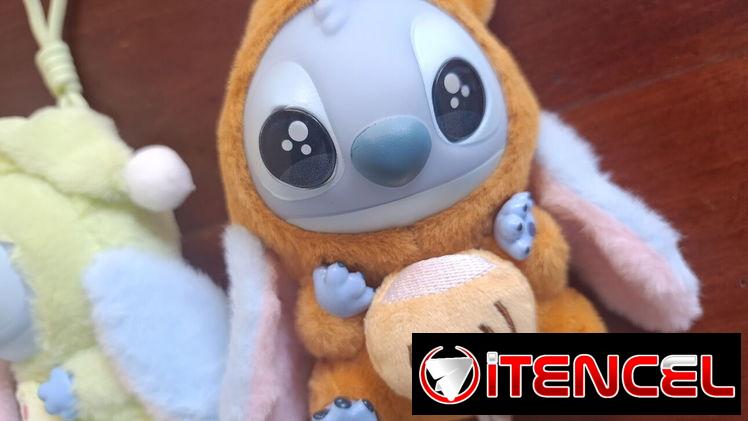 🫓🍕Lindos peluches STICH con su merienda. ~ 20 cm