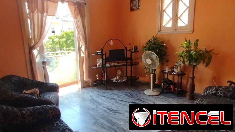 Apartamento primer piso en el vedado