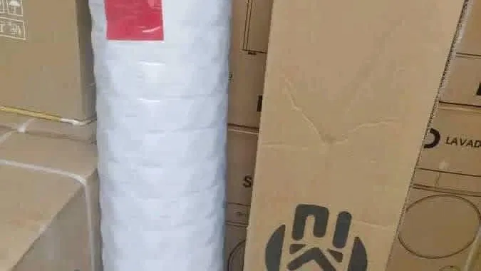 Box Spring y Colchon de espuma.