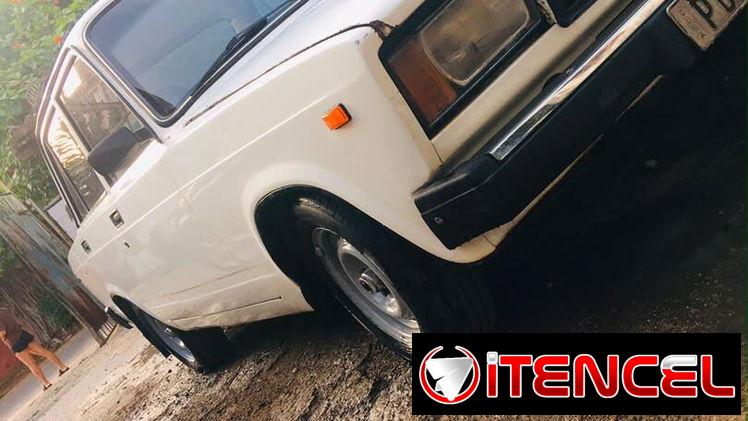 VENDO LADA 2108 AÑO 2005